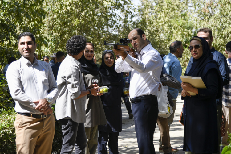 همدلی جهادگران البرزی در یک روز شاد