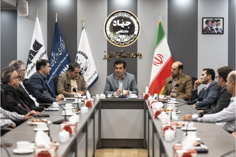 جهاد دانشگاهی باید به سمت درآمدهای پایدار و تربیت نیروی انسانی از مسیر دانشجویی حرکت کند